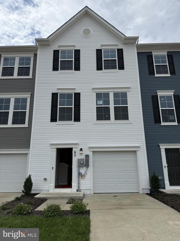 property at 95 Gray Silver Rd