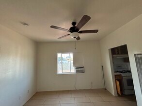 2237 Whittier Blvd, Unit 2237 Whittier Blvd. in Los Angeles, CA - Foto de edificio - Building Photo