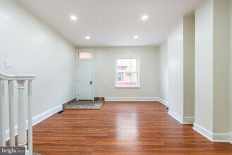 2102 S Opal St in Philadelphia, PA - Building Photo - Building Photo