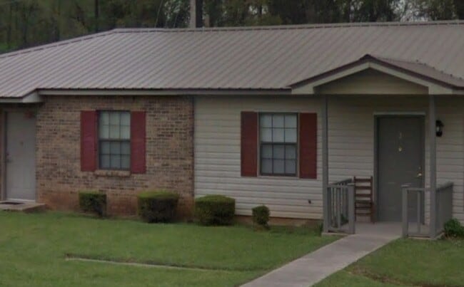 property at 22271 AL-69