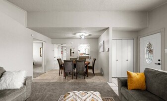 11934 Hearn Rd in Corpus Christi, TX - Building Photo