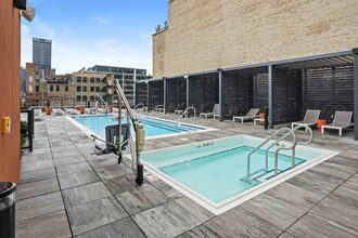 177 N Aberdeen St in Chicago, IL - Building Photo - Building Photo