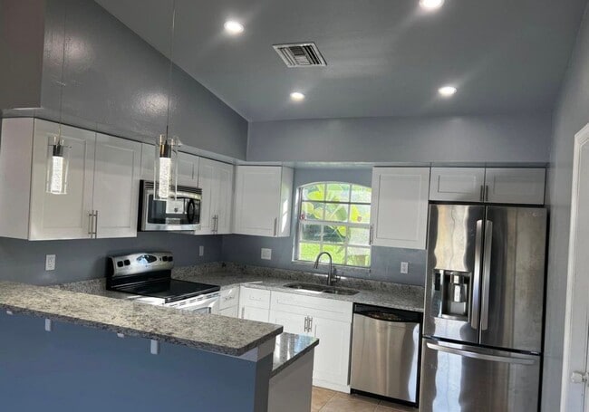 4500 25th St SW in Lehigh Acres, FL - Building Photo - Building Photo