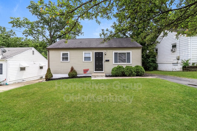 property at 1821 Catalpa Ave