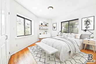 1296 Myrtle Ave in Brooklyn, NY - Building Photo - Building Photo