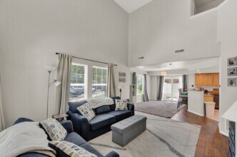 11976 Draperville Ave in Draper, UT - Foto de edificio - Building Photo