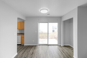 Meadowview Estates (Brookwood 60 LDHA, LLC) in Saginaw, MI - Foto de edificio - Building Photo