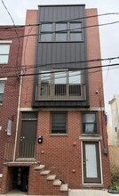 1911 N Gratz St in Philadelphia, PA - Building Photo - Building Photo