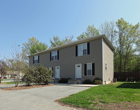 Beck Street Apartments in Greensboro, NC - Building Photo - Building Photo