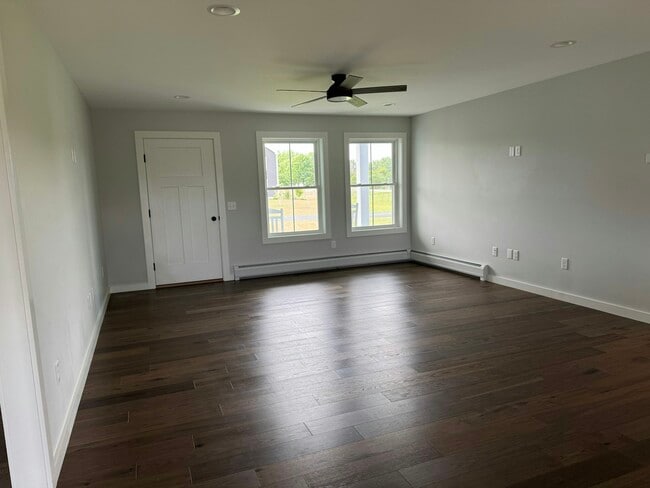 21 Dubuque Dr in Grand Isle, VT - Building Photo - Building Photo