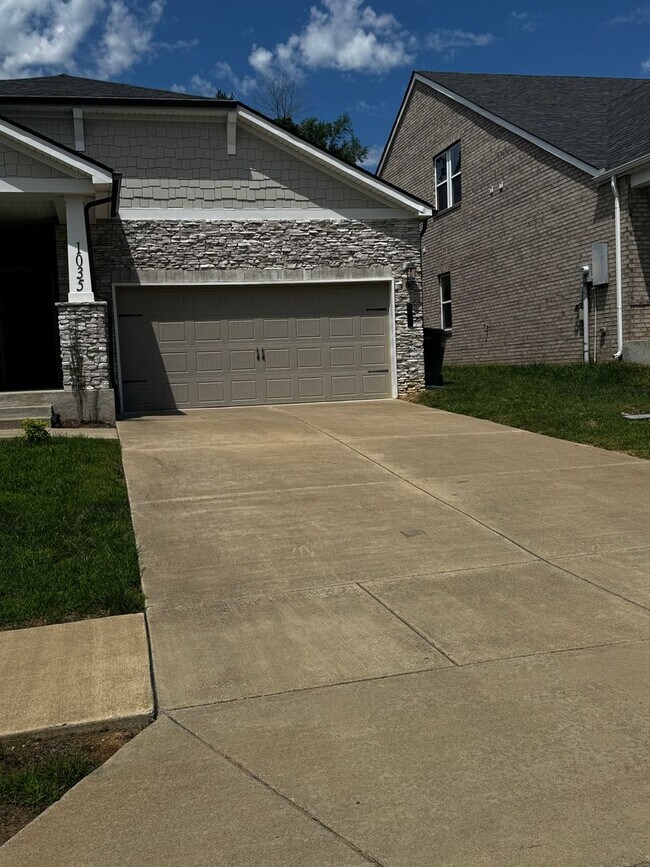 1035 Holland Ridge Wy in Lebanon, TN - Building Photo - Building Photo