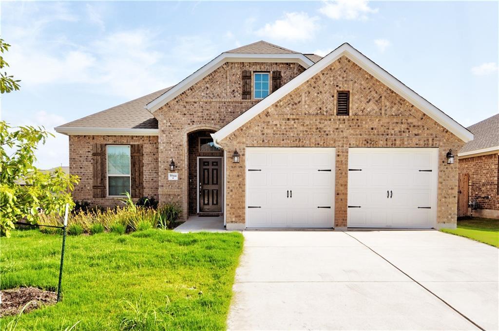 5944 Malta Cir in Round Rock, TX - Foto de edificio