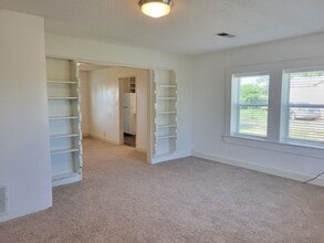 913 E Brady Ave in Clovis, NM - Building Photo - Building Photo