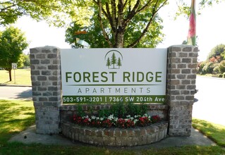 Forest Ridge in Beaverton, OR - Foto de edificio - Building Photo