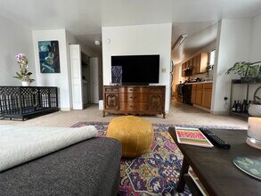 213 Whitridge St in Pittsburgh, PA - Building Photo - Building Photo