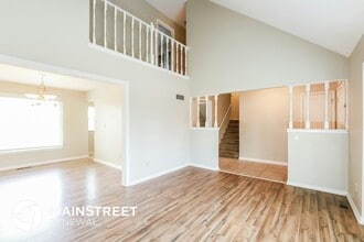 6708 N Fisk Ave in Kansas City, MO - Foto de edificio - Building Photo