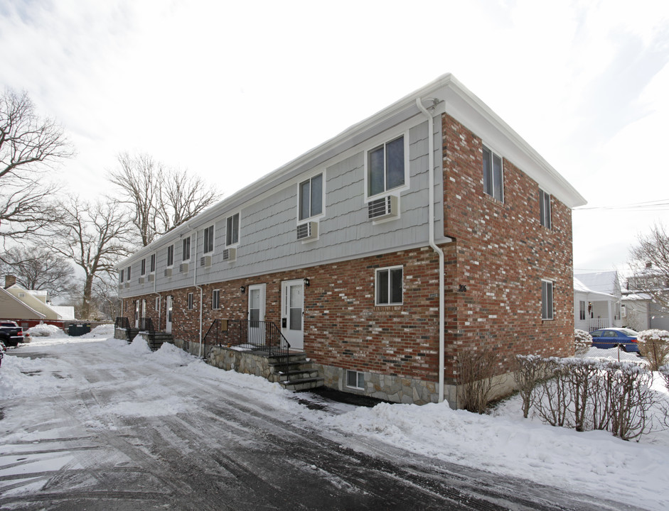 206 Seaside Ave in Stamford, CT - Foto de edificio