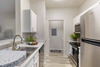 Keystone Falls Apartments in Dallas, TX - Building Photo - Building Photo