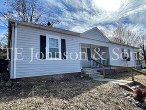 401 E Twenty-Fifth St in Winston-Salem, NC - Building Photo - Building Photo