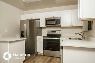 5940 Talbrook Rd, Unit 0912 in North Port, FL - Foto de edificio - Building Photo