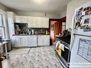 12 St Peter St in Boston, MA - Building Photo - Building Photo