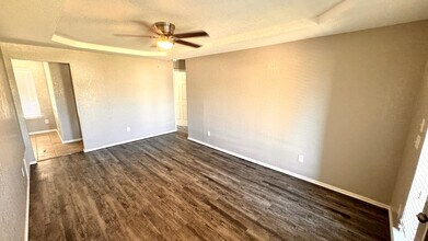 812 SE 15th St in Moore, OK - Building Photo - Building Photo