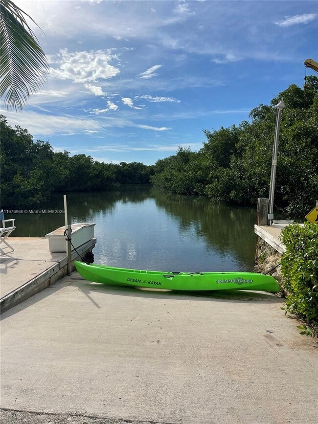 property at 39 Lake Shore Dr
