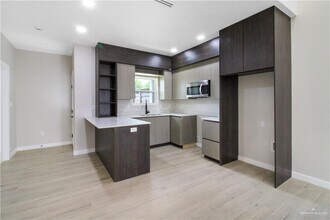 16 May St in Alton, TX - Building Photo - Building Photo