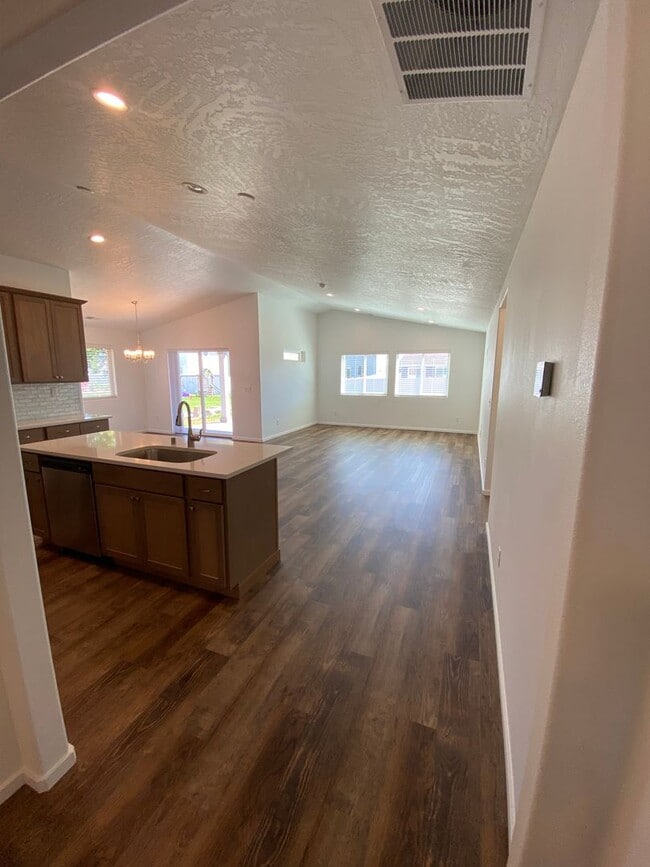 3106 N McMillan Rd in Spokane Valley, WA - Building Photo - Building Photo