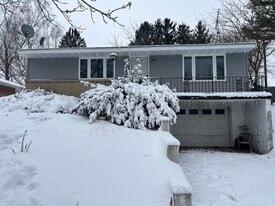 1714 S 15th St in Manitowoc, WI - Building Photo