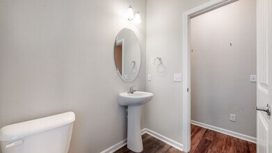 89 Ainsdale Dr in Richmond Hill, GA - Building Photo - Building Photo
