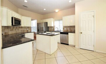 4602 Rainbow Valley Ct in Missouri City, TX - Building Photo - Building Photo