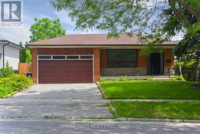 property at 124 Allanhurst Dr
