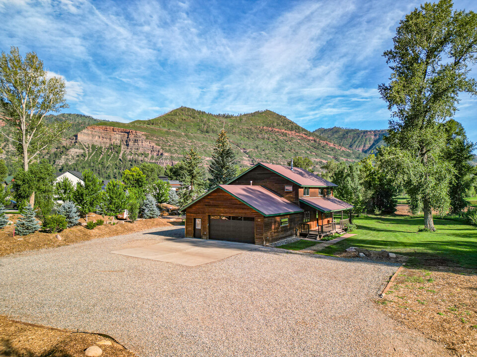 124 Wild Rose Ln in Durango, CO - Building Photo