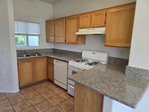 2120 Calville St in Las Vegas, NV - Building Photo - Building Photo