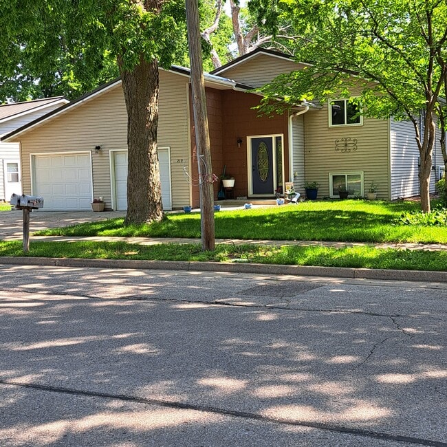 219 N Court St, Unit 219 N. Court St Sparta WI
