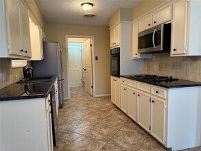 3225 Westchester Dr in Abilene, TX - Building Photo - Building Photo