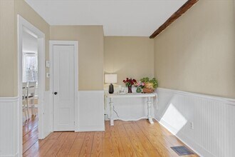 107 Boston Rd in Sutton, MA - Building Photo - Building Photo