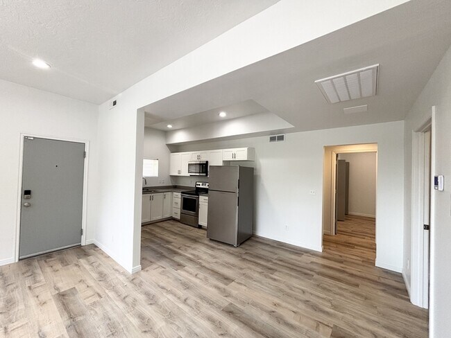 1090 S 1100 E in Salt Lake City, UT - Building Photo - Building Photo