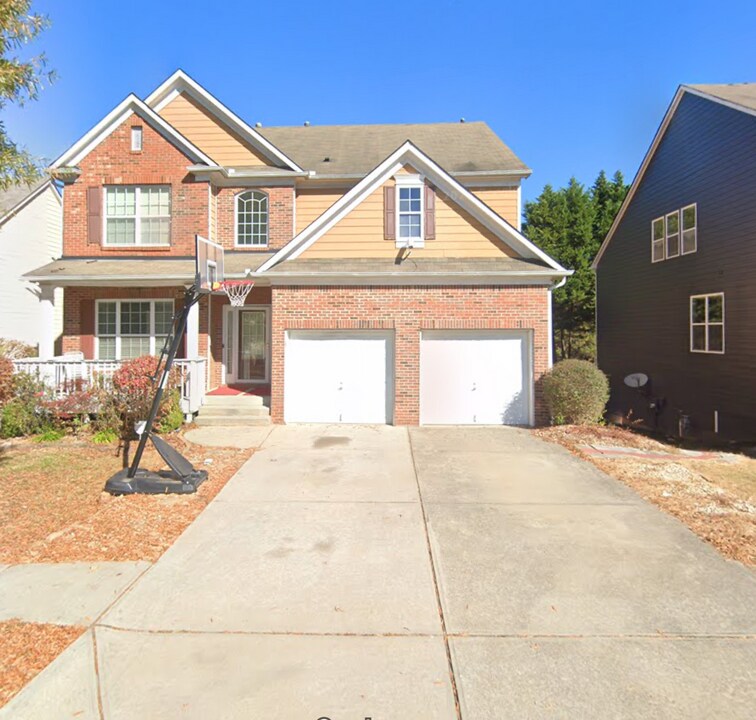 1067 Balvaird Dr in Lawrenceville, GA - Building Photo