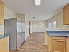7915 Arabian Cv in San Antonio, TX - Building Photo - Building Photo