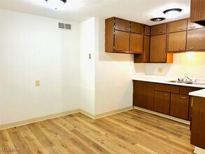 3915 Washington St in Weirton, WV - Building Photo - Building Photo