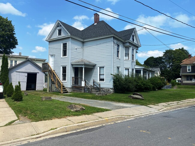 27 Church St in Oneonta, NY - Building Photo - Building Photo