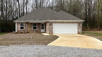 5 Autumn Ridge in Sherman, MS - Building Photo