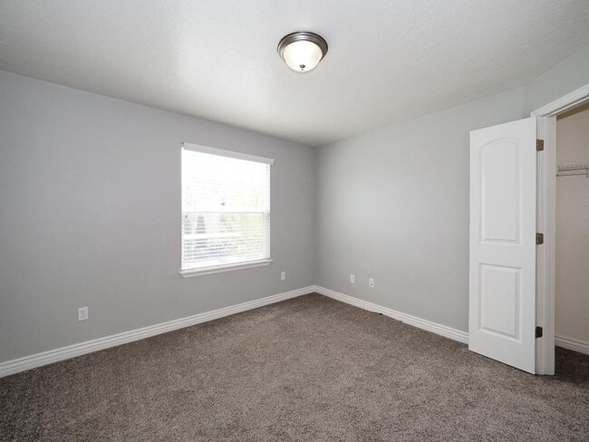 5003 Calton Ln in South Jordan, UT - Building Photo - Building Photo