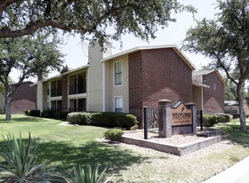 Wildflower in Midland, TX - Building Photo