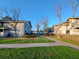4444-4464 W Palo Alto Ave in Fresno, CA - Building Photo