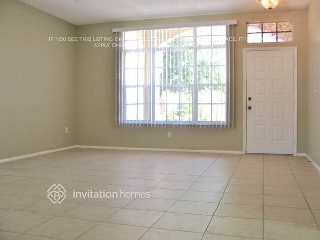 1306 Sweet Gum Dr in Brandon, FL - Foto de edificio - Building Photo