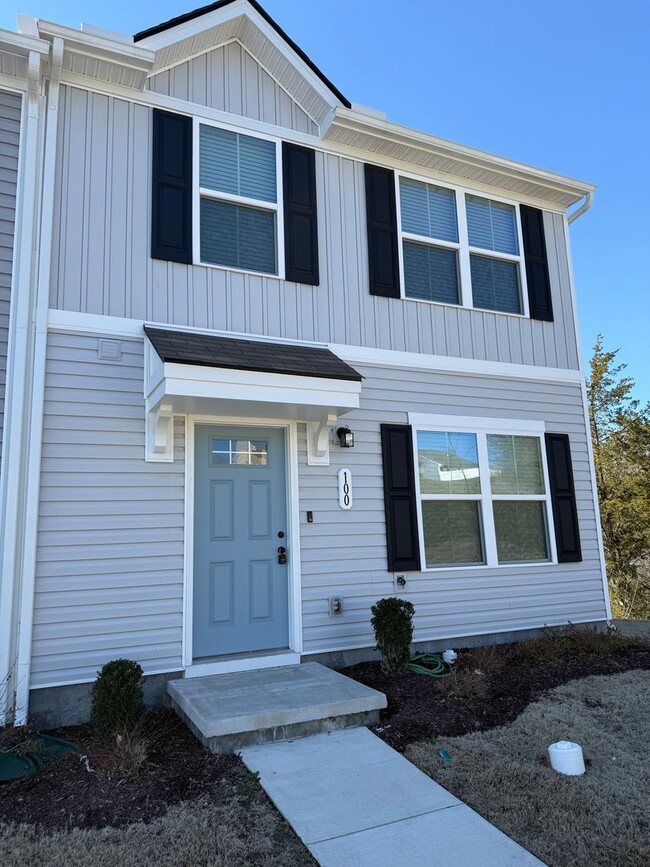 property at 2757 Thornton Grove Blvd