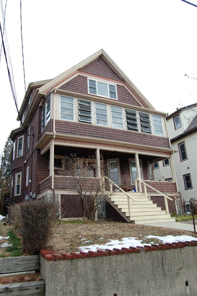 191 Summer St, Unit #3 in Somerville, MA - Building Photo - Building Photo